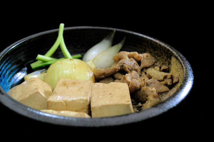 日式滷豆腐（肉豆腐）的做法