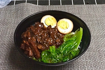 台式卤肉饭