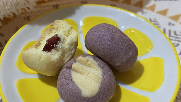 坚果夹心小饼干