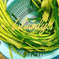 #花10分钟，做一道菜！#清炒空心菜的做法图解1