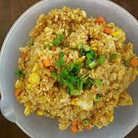 什锦炒饭的做法图解5