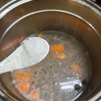 清热祛湿的木棉花猪骨汤的做法图解5