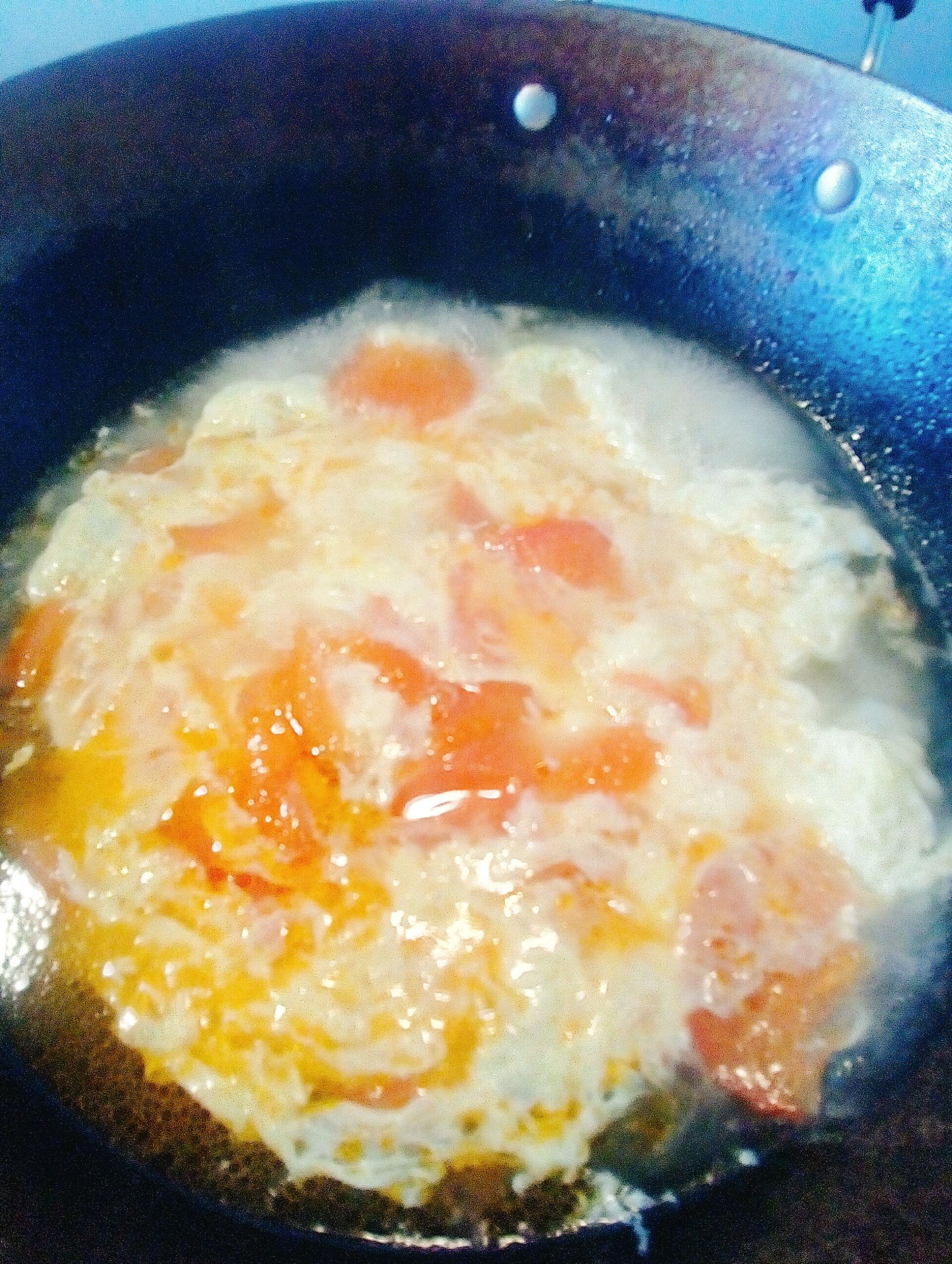 西红柿鸡蛋汤的做法_【图解】西红柿鸡蛋汤怎么做如何做好吃_西红柿鸡蛋汤家常做法大全_小叉是坏蛋_豆果美食
