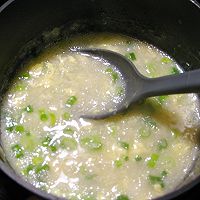 鸡蛋葱花粥的做法图解4