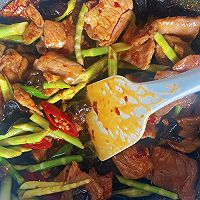 笋尖炒肉的做法图解3