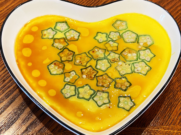 秋葵蒸蛋的做法