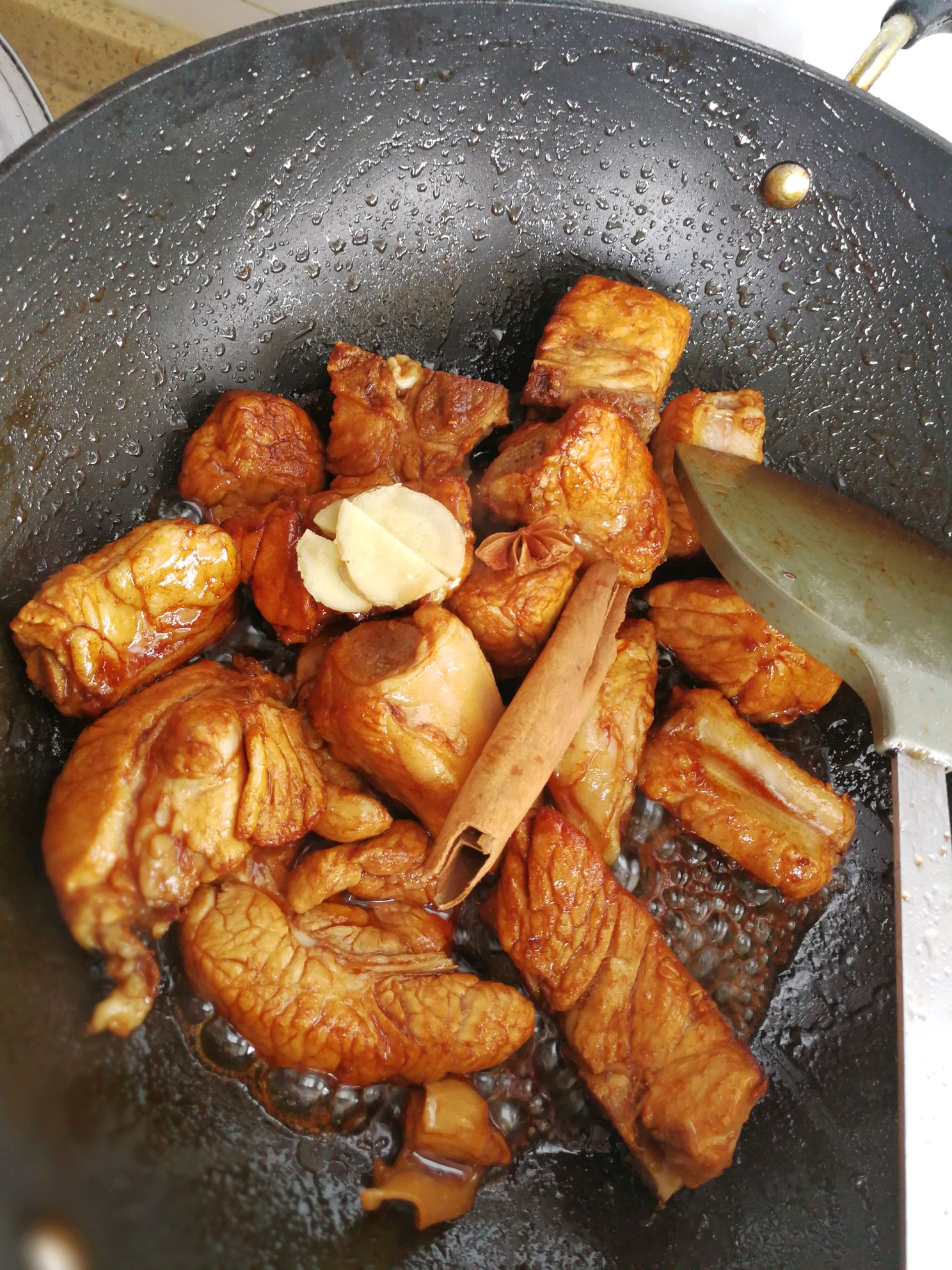 红烧排骨土豆豆角怎么做_红烧排骨土豆豆角的做法_豆果美食