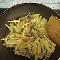 土豆丝榨菜炒饭的做法图解5