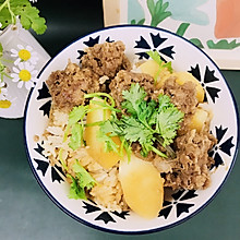 肉丸土豆焖饭（电饭锅版）