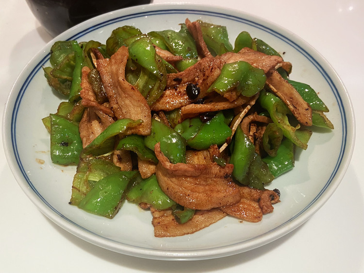 少油少盐版：辣椒炒肉的做法