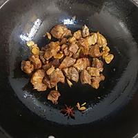 牛肉炖土豆的做法图解3