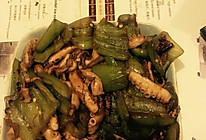 辣椒炒鱿鱼的做法