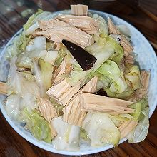 包菜炒腐竹
