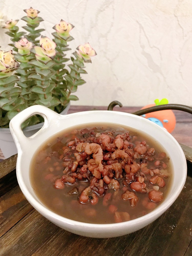 超强祛湿赤小豆薏米水的做法