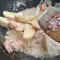 #美食新势力#椰浆苹果虾的做法图解15