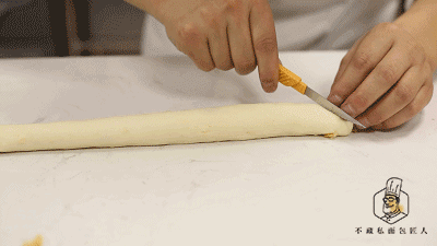 经典面包复刻：葱香肉松卷的做法图解17