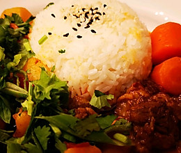 #一口新年味，全家享佳味#泰式红咖喱煨牛腩的做法