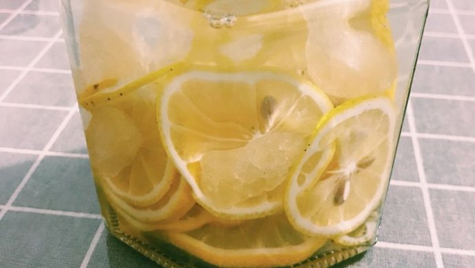 柠檬酒