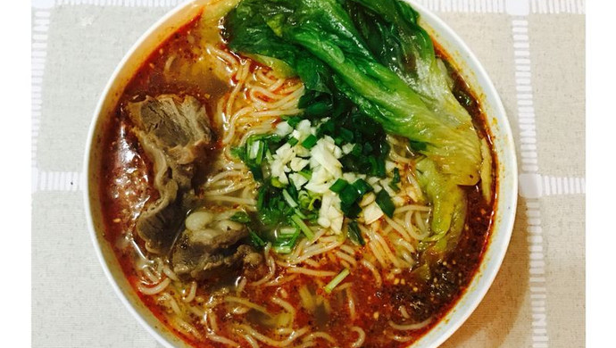 麻辣面（热汤冷面）