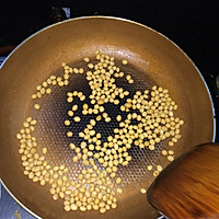 黄豆焖鱼仔的做法图解4