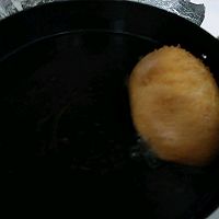 韩式风味––泡菜猪肉炸面包的做法图解18