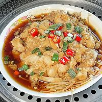#冬季滋补花样吃法#蒜蓉蒸巴沙鱼的做法图解4