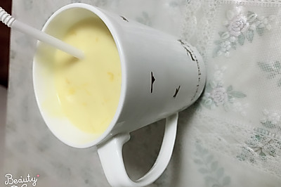 芒果酸奶昔