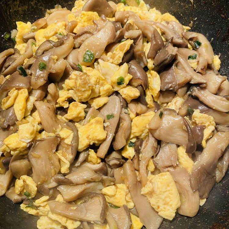 好吃家常菜❤️蘑菇炒鸡蛋的做法