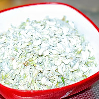 蒸槐花的做法图解3