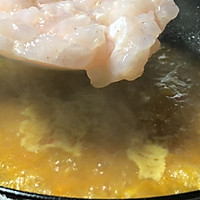 金汤巴沙鱼，酸辣可口，开胃下饭菜不容错过~的做法图解9