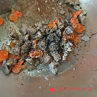 宝宝辅食：胡萝卜炒鸡肝的做法图解5