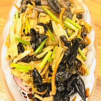 木耳炒腐竹的做法图解6
