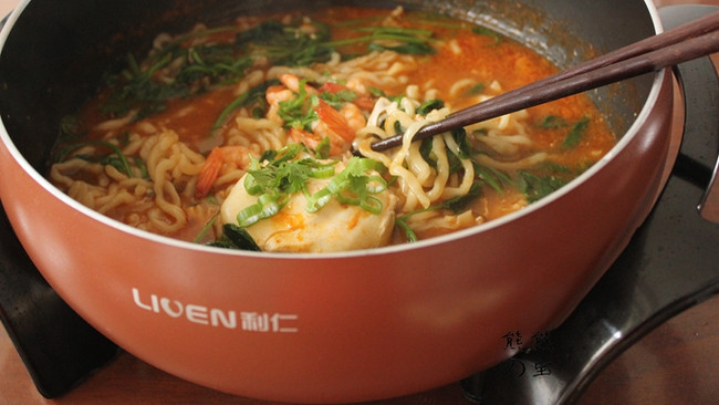茄汁热汤面——利仁电火锅试用菜谱之二的做法