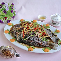 葱香榨菜肉糜嵌鲫鱼——乌江榨菜的做法图解22