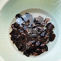 木耳春笋的做法图解2