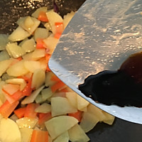 土豆洋葱胡萝卜青椒片的做法图解7