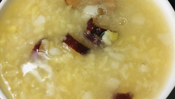 夏天必备的一款甜品—绿豆爽，冰镇后更好吃