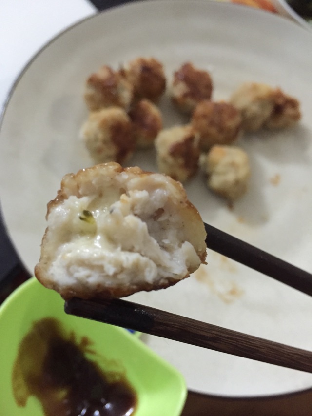 空气炸锅鸡肉芝士丸子 鸡米花的做法图解1