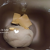 日式香浓炼乳面包的做法图解3