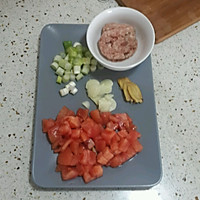 番茄肉末烧豆腐的做法图解2