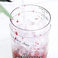 杨梅话梅冰柠气泡水的做法图解7
