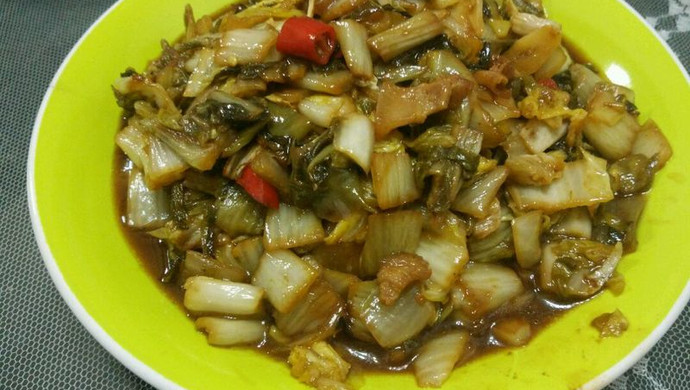 五花肉小米椒炒酸菜