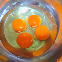 #安佳新年聚会食谱#黄油炒蛋的做法图解1