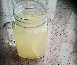 超好喝健康饮料～蜂蜜柠檬水的做法