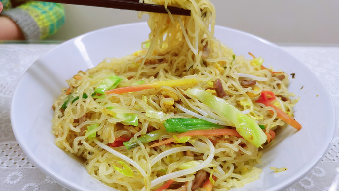 广东三丝炒米粉