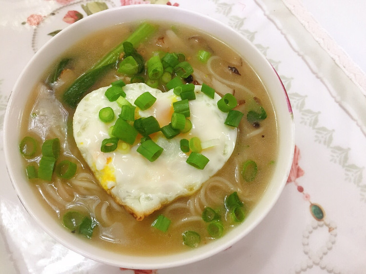香菇油菜爱心莜面的做法