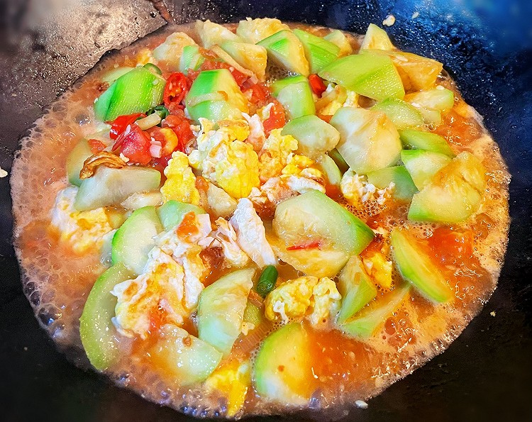 鸡蛋西红柿丝瓜的做法