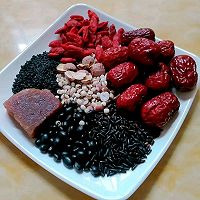#女神野餐记#乌发养颜豆浆饮品的做法图解1
