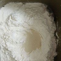 椰蓉奶油面包卷+火腿面包卷的做法图解2