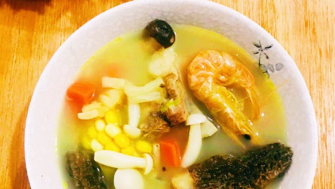 虾干瑶柱菌菇汤